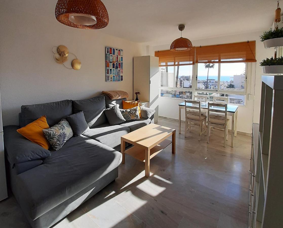 Fantastico Apartamento En La Carihuela Lägenhet Torremolinos Exteriör bild