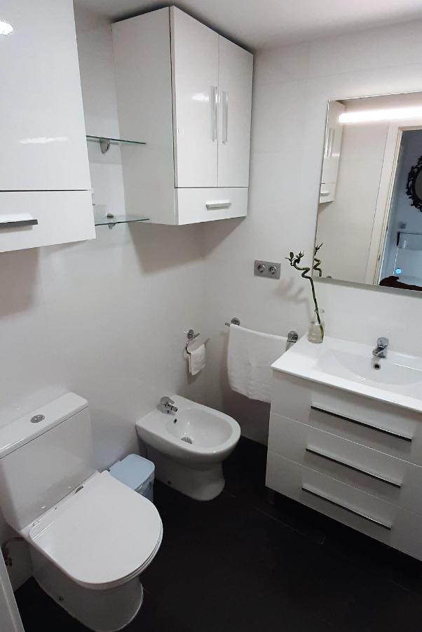 Fantastico Apartamento En La Carihuela Lägenhet Torremolinos Exteriör bild